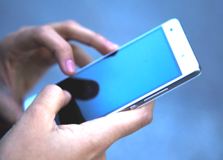 まずはお電話で